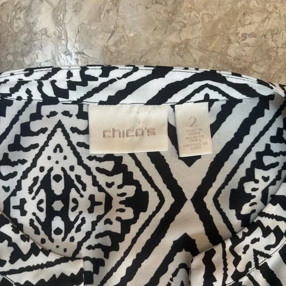 Chico’s Black & White Geo Print Tunic Top Size 2 (L) – Modern Boho Chic - Picture 2 of 8